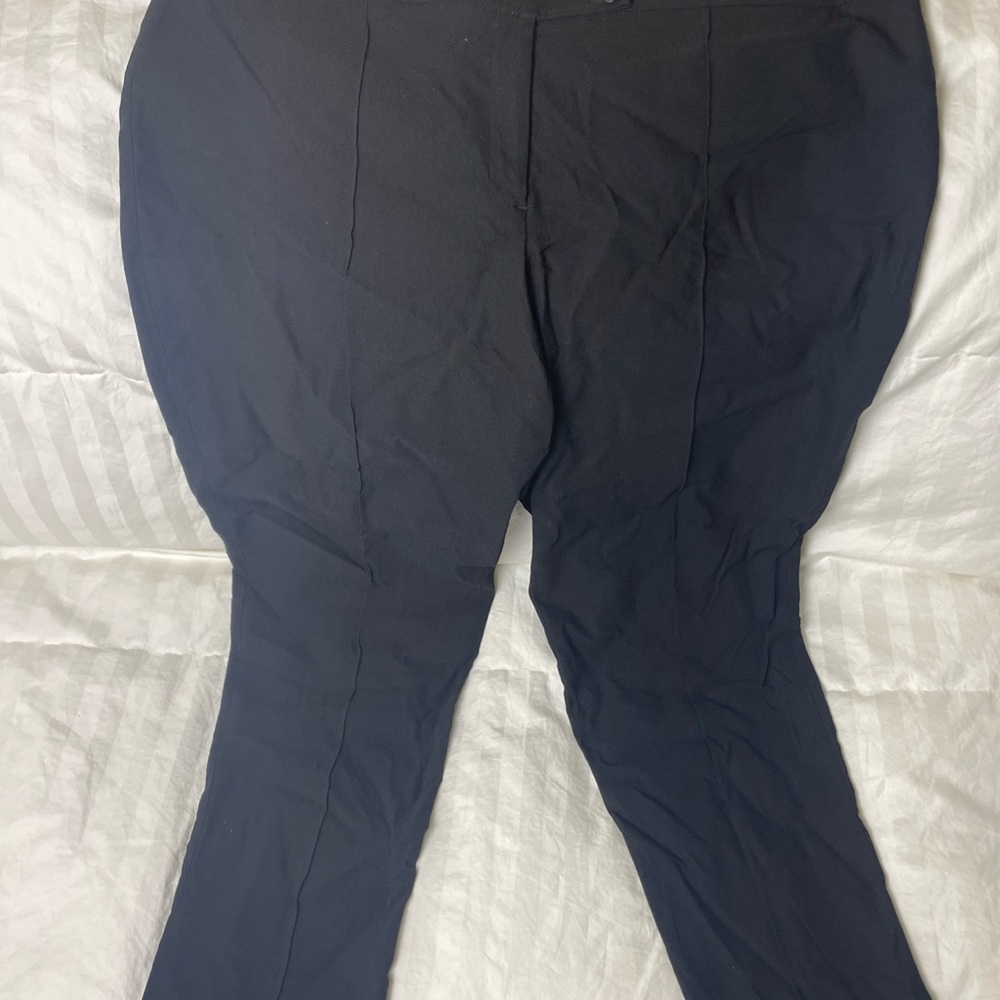 NWOT Lane Bryant Women’s Black Business Casual Trouser Pleated Pants Plus 26
